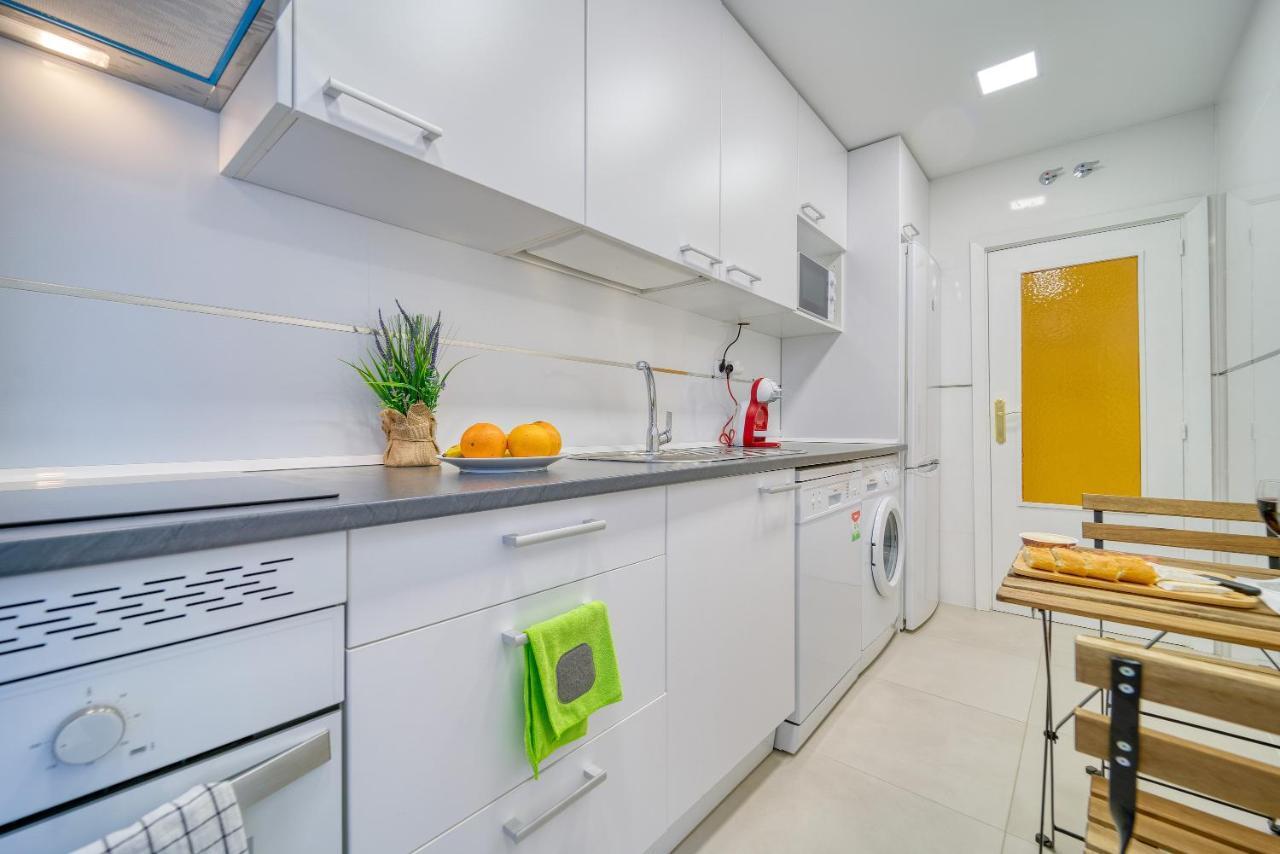 B Casacafe Madrid Pozuelo 2 Bano Fuera De La Habitacion O Compartido 波苏埃洛-德阿拉尔孔 外观 照片