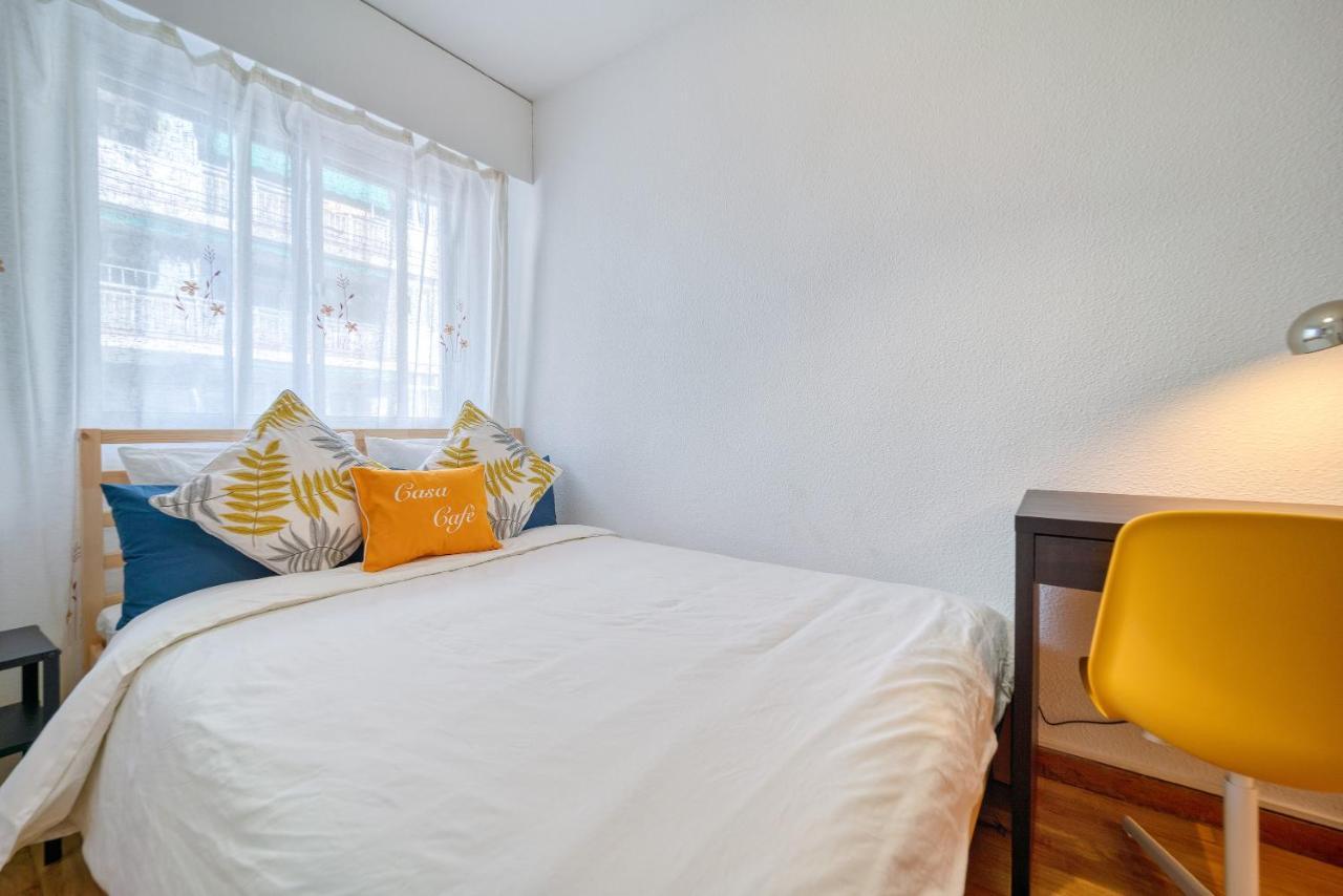 B Casacafe Madrid Pozuelo 2 Bano Fuera De La Habitacion O Compartido 波苏埃洛-德阿拉尔孔 外观 照片